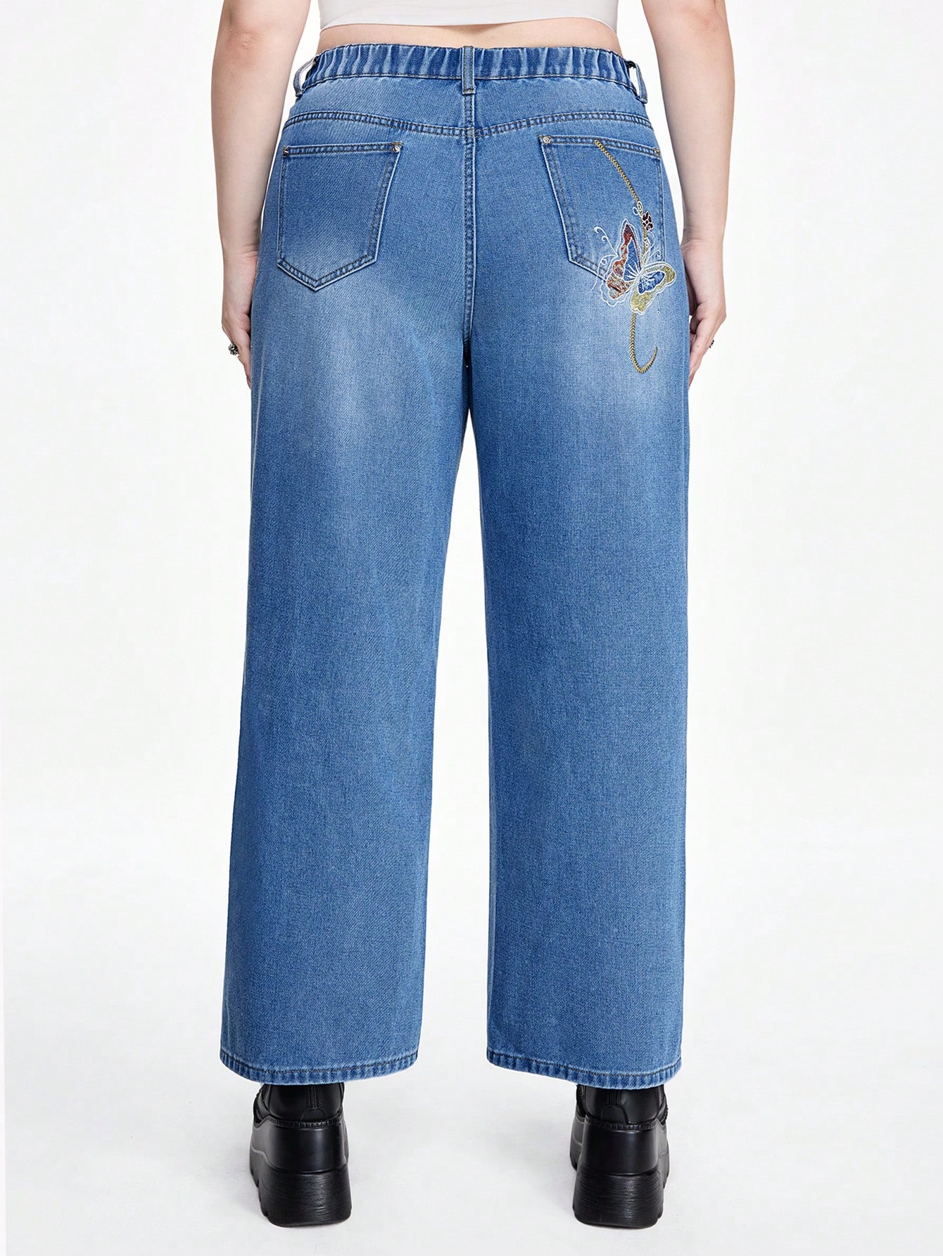 Fairycore Plus Size Straight Cut Butterfly Embroidered Jeans