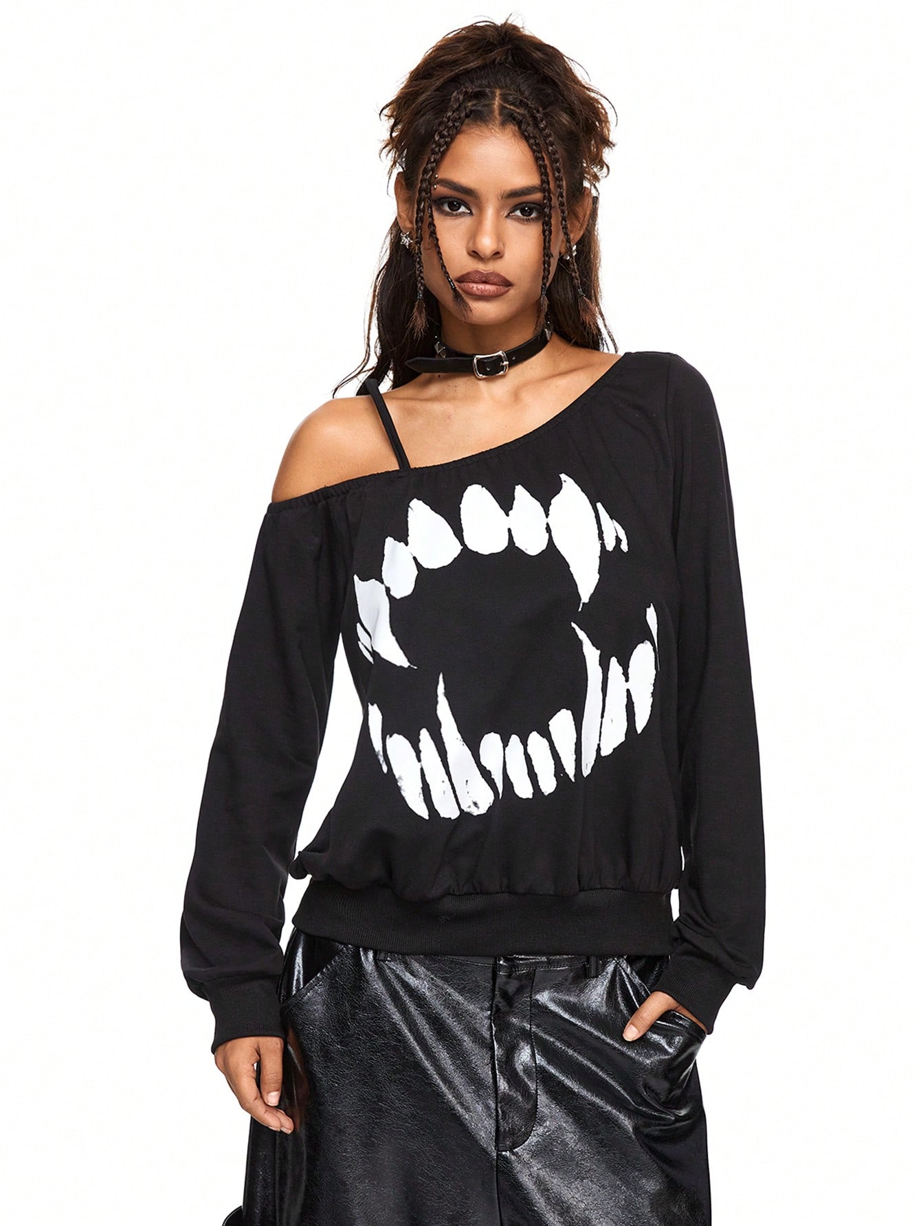 Goth Women Dark Gothic Style Oblique Shoulder Vampire Fang Print Loose Fit Long Sleeve Cotton Sweatshirt